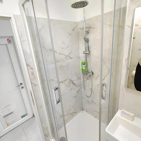 Apartman Sunshower And Split