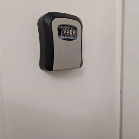 Sunshower And Apartman Split